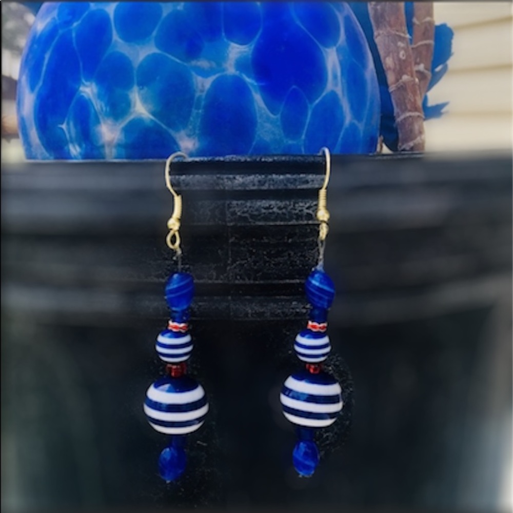 Dangling earrings